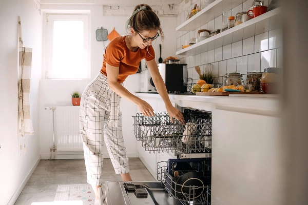 How to Clean a Commercial Dishwasher: 3 Expert Tips